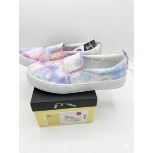 Art Class Girls Carly Tie Dye Slip On Sneakers Multi Color Size 5 NIB